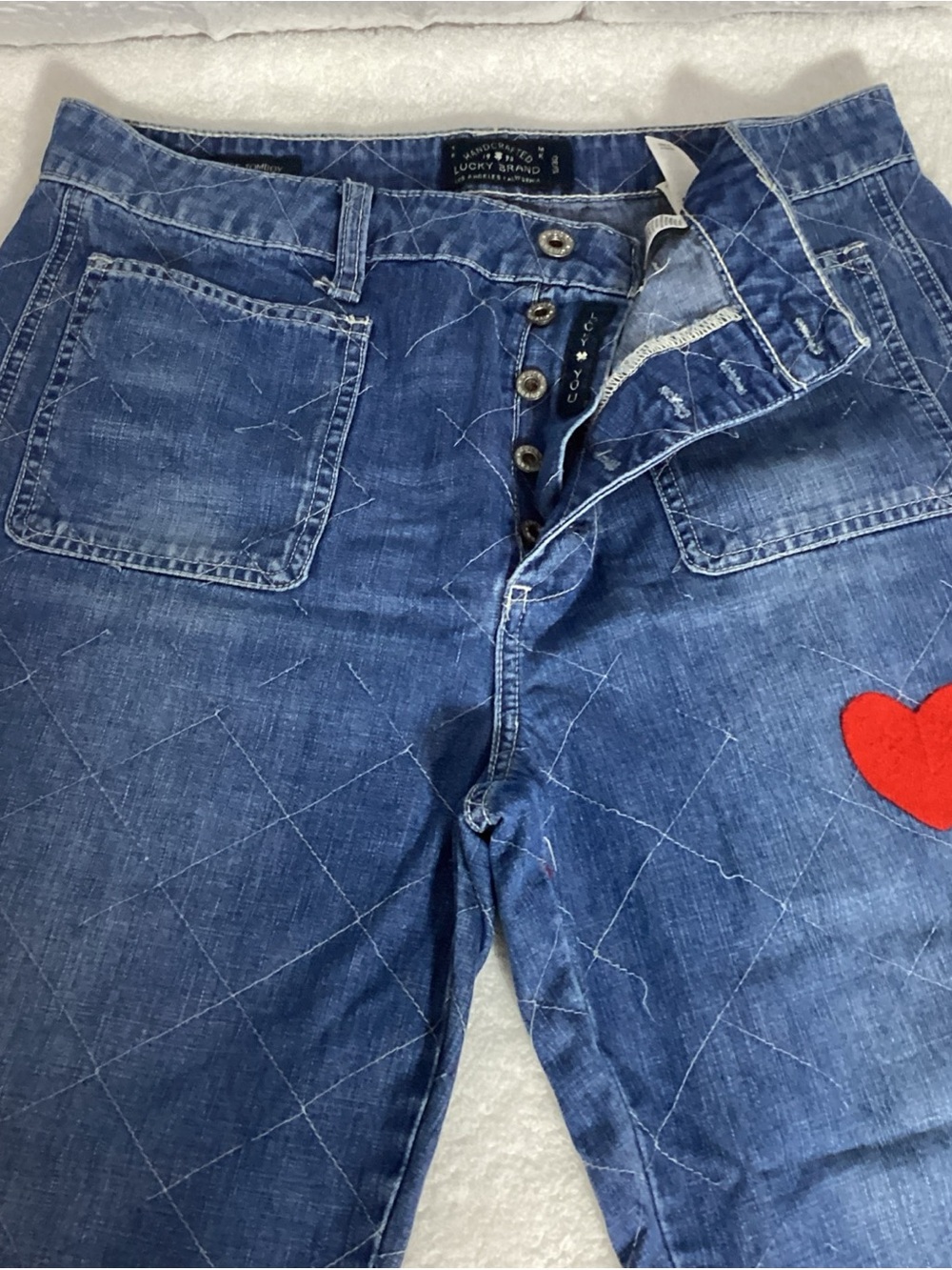 Lucky Brand Woman 10/30 Button Fly High Rise Tomboy Red Heart Patches Blue Denim - Picture 2 of 7